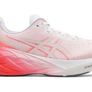 Asics Nova Blast 4